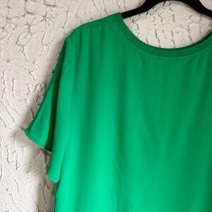 Hilary Radley Vibrant Green Short Sleeve Top